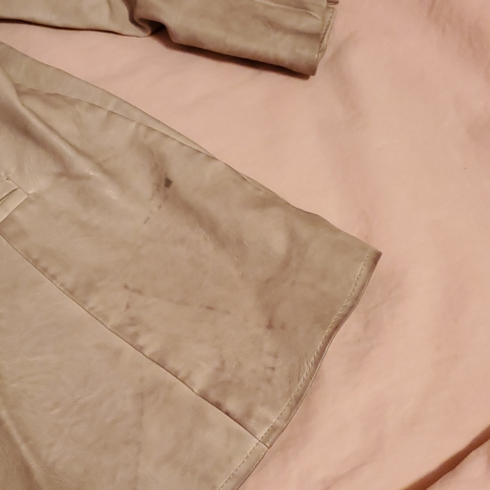 Cream jacket - Picture 3 of 4
